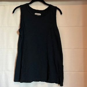 Current Elliott navy muscle tank